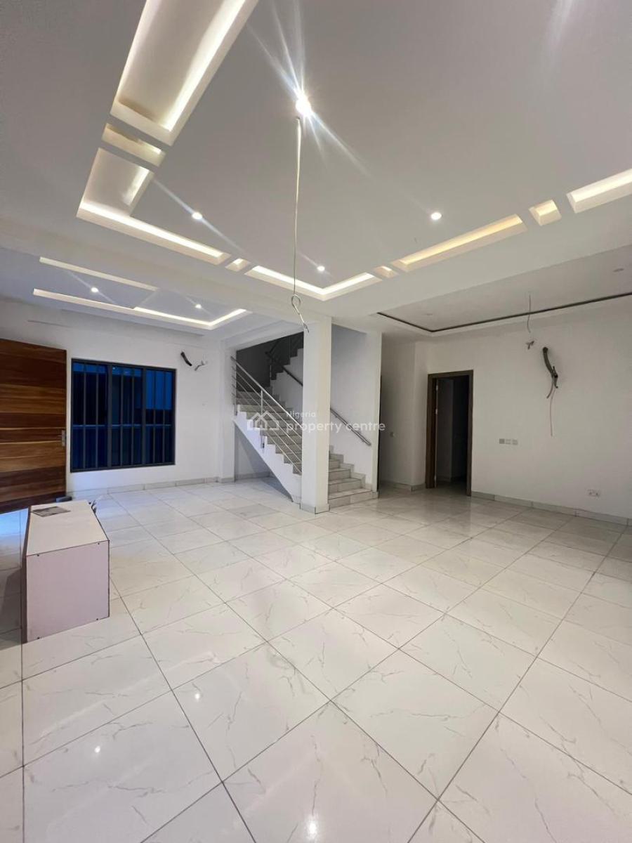 Executive 4 Bedroom Semi Detached, Osapa, Lekki, Lagos, Semi-detached Duplex for Sale