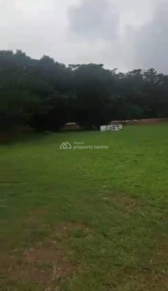 Property Measuring 10,300sqm, Maitama District, Abuja, School for Sale