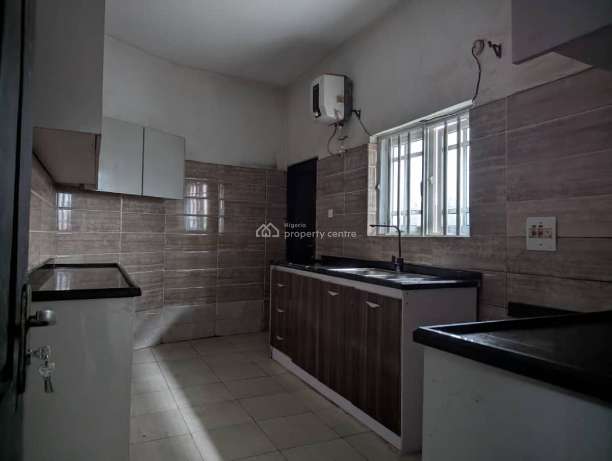 Clean Vintage 4 Bedroom Duplex, Peninsula Scheme (2), Ogombo, Ajah, Lagos, Terraced Duplex for Rent