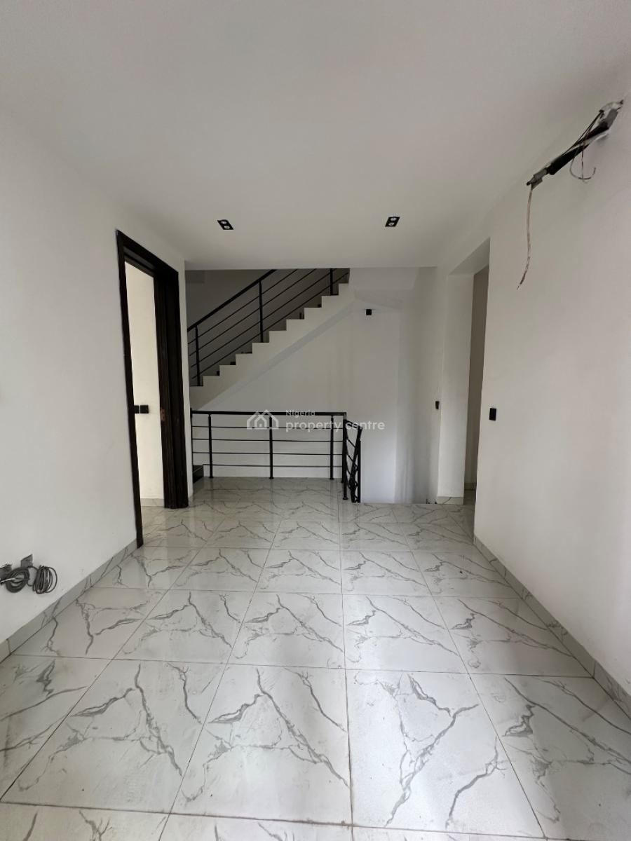 Beautifully Built 4 Bedroom Terrace Duplex, Lekki Phase 1, Lekki, Lagos, Terraced Duplex for Rent