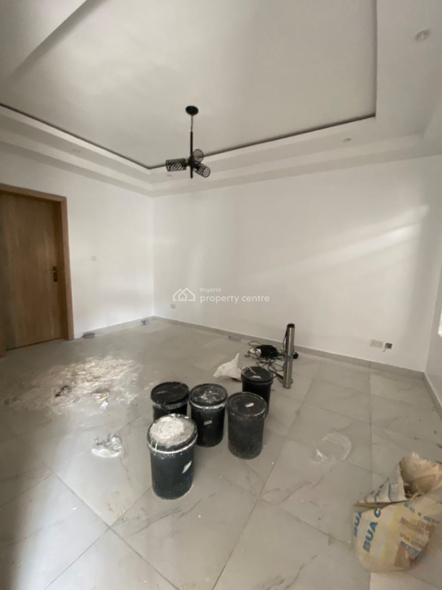 Relative New 2 Bedrooms with Self Compound, Ilasan, Lekki, Lagos, Flat / Apartment for Rent
