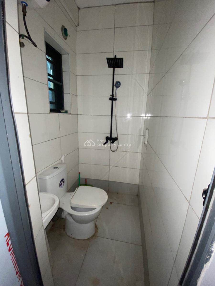 Relative New 2 Bedrooms with Self Compound, Ilasan, Lekki, Lagos, Flat / Apartment for Rent