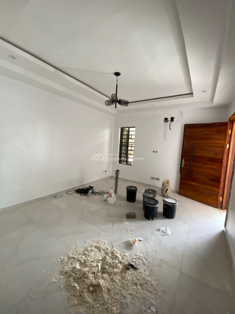 Relative New 2 Bedrooms with Self Compound, Ilasan, Lekki, Lagos, Flat / Apartment for Rent