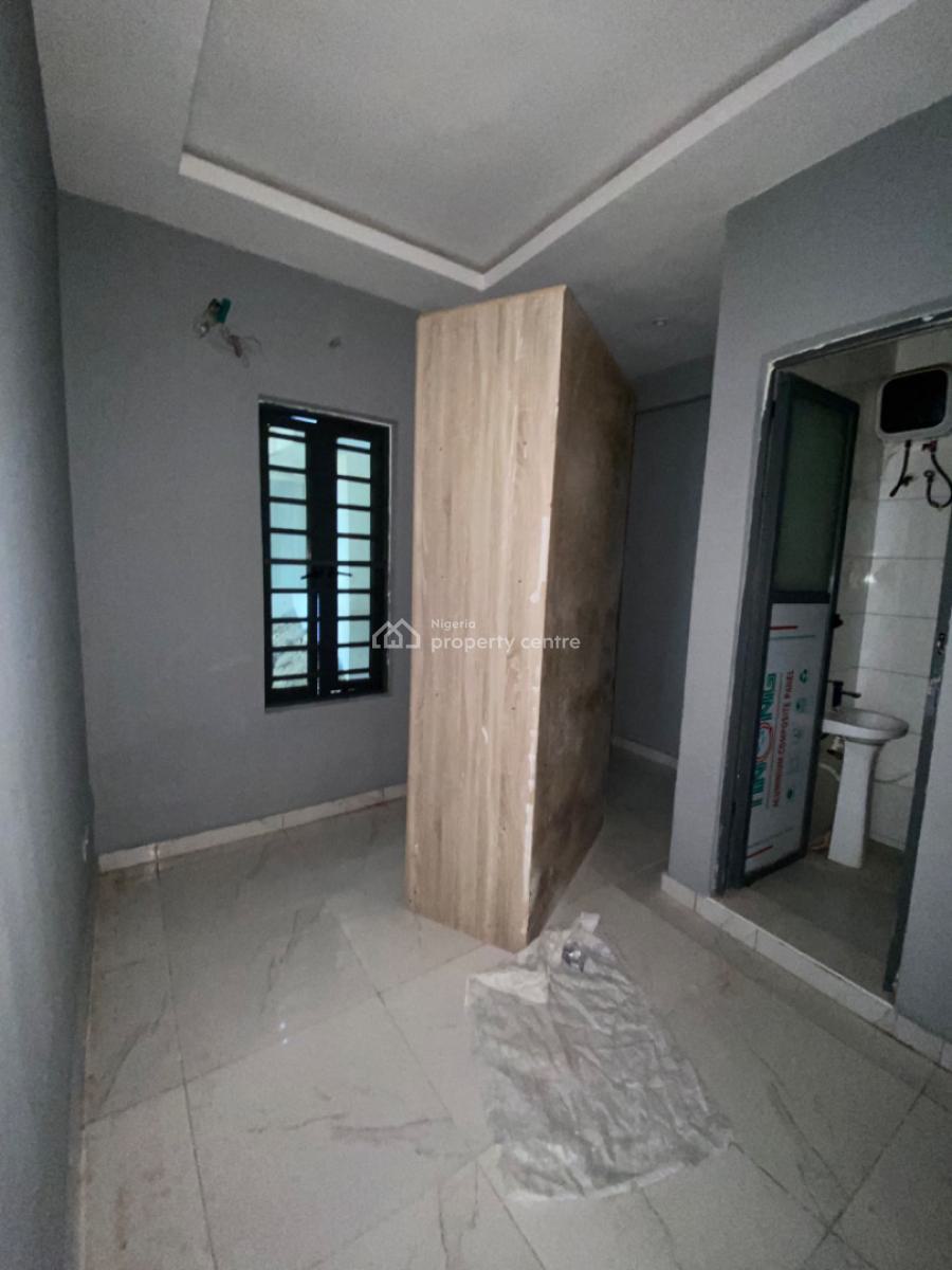 Relative New 2 Bedrooms with Self Compound, Ilasan, Lekki, Lagos, Flat / Apartment for Rent