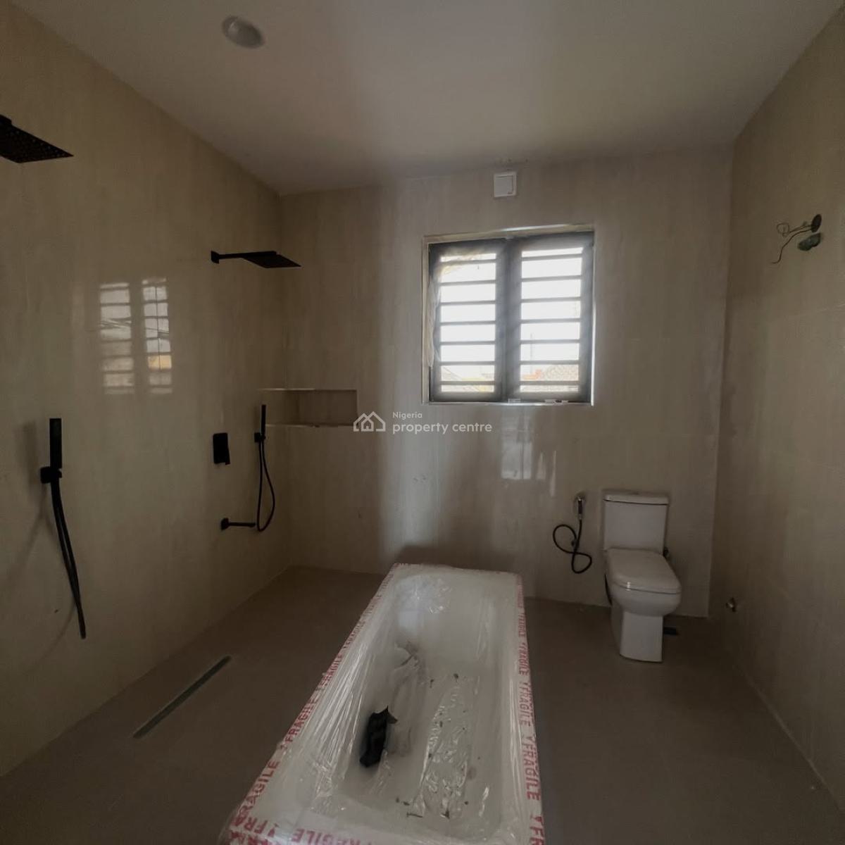 Serviced 4-bedroom Terrace Duplex with Bq, Ologolo, Lekki, Lagos, Terraced Duplex for Sale