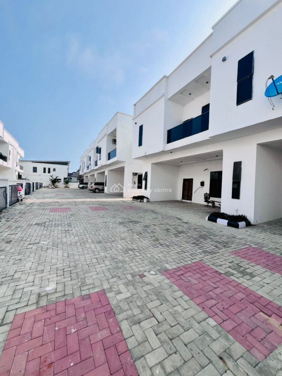 4 Bedroom Spacious Terrace in a Serviced Estate with Pool, Gym, Playground, Orchid Road Before The Roundabout, Lafiaji, Lekki, Lagos, Terraced Duplex for Sale