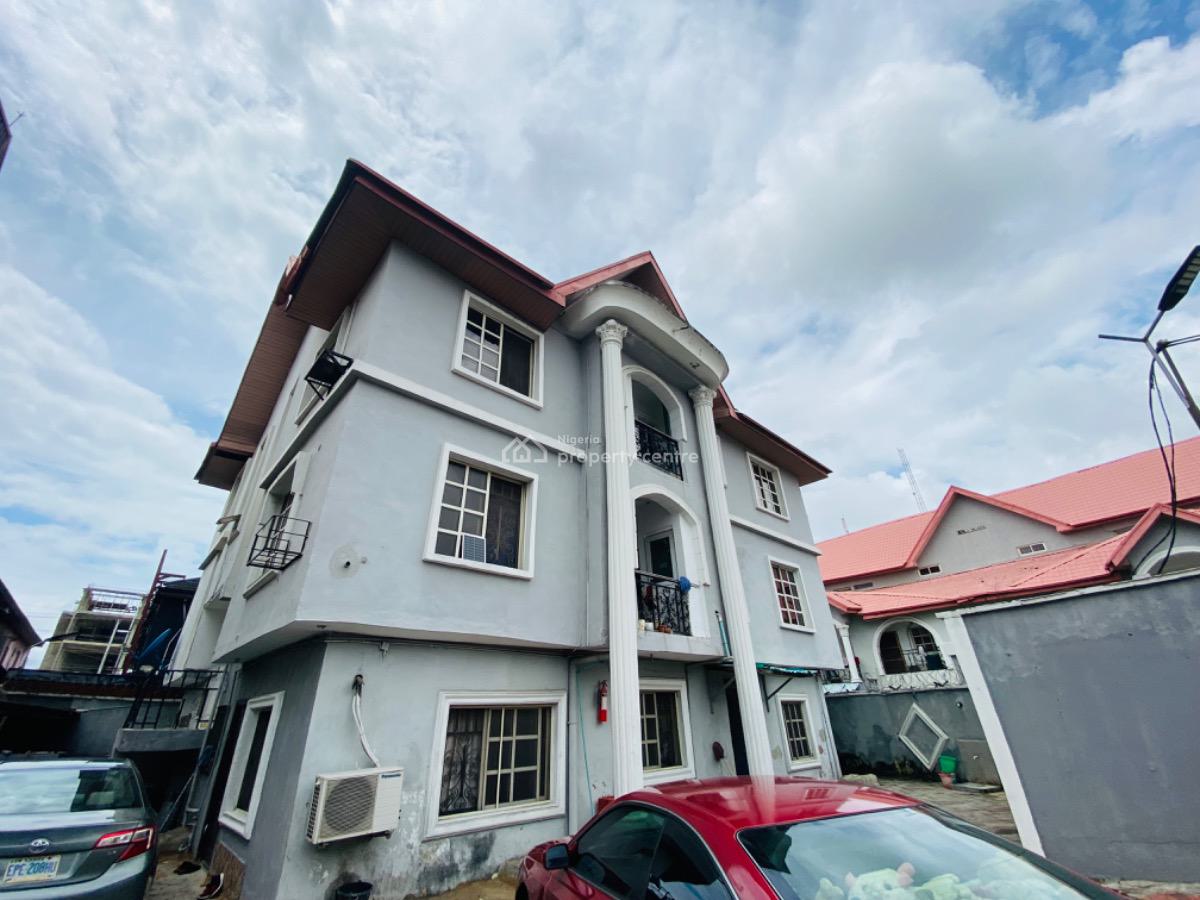 Self Serviced Miniflat with Large Kitchen, Off Admiralty Way, Lekki Phase 1, Lekki, Lagos, Mini Flat (room and Parlour) for Rent