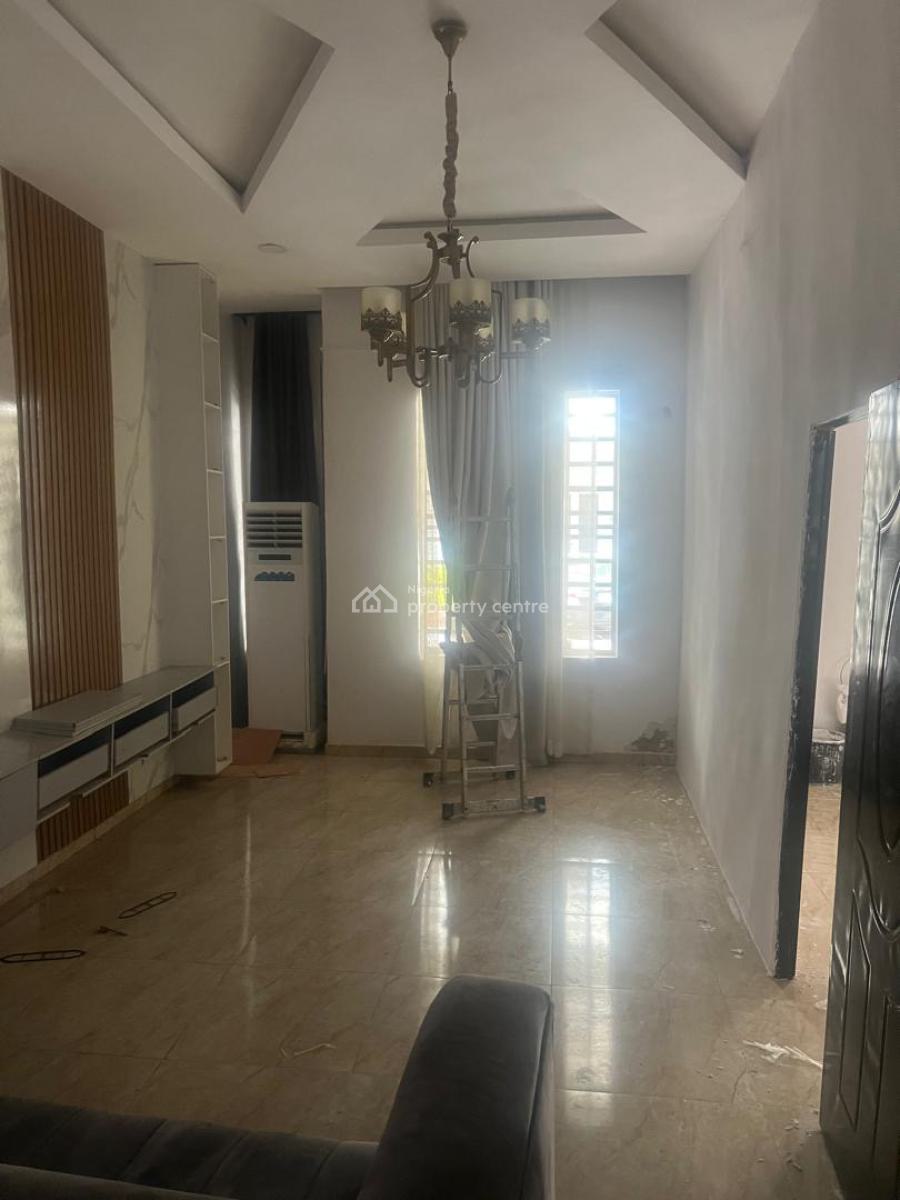 Executive Room and Parlor with 2 People Sharing Kitchen, Orchid Road, Lekki, Lagos, Mini Flat (room and Parlour) for Rent