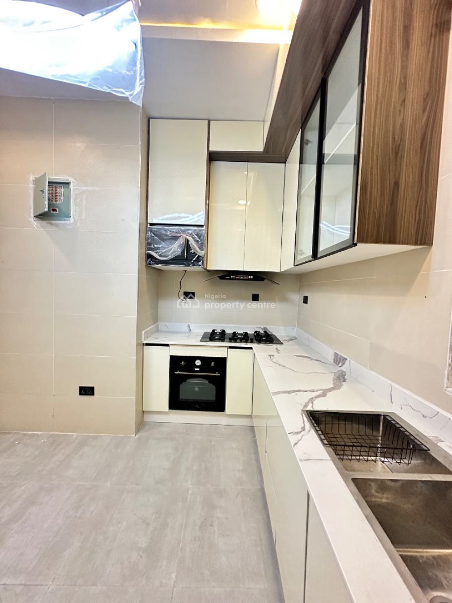 3 Bedroom Apartment with Pool and Elevator, Lekki Phase 1, Lekki, Lagos, Flat / Apartment for Rent