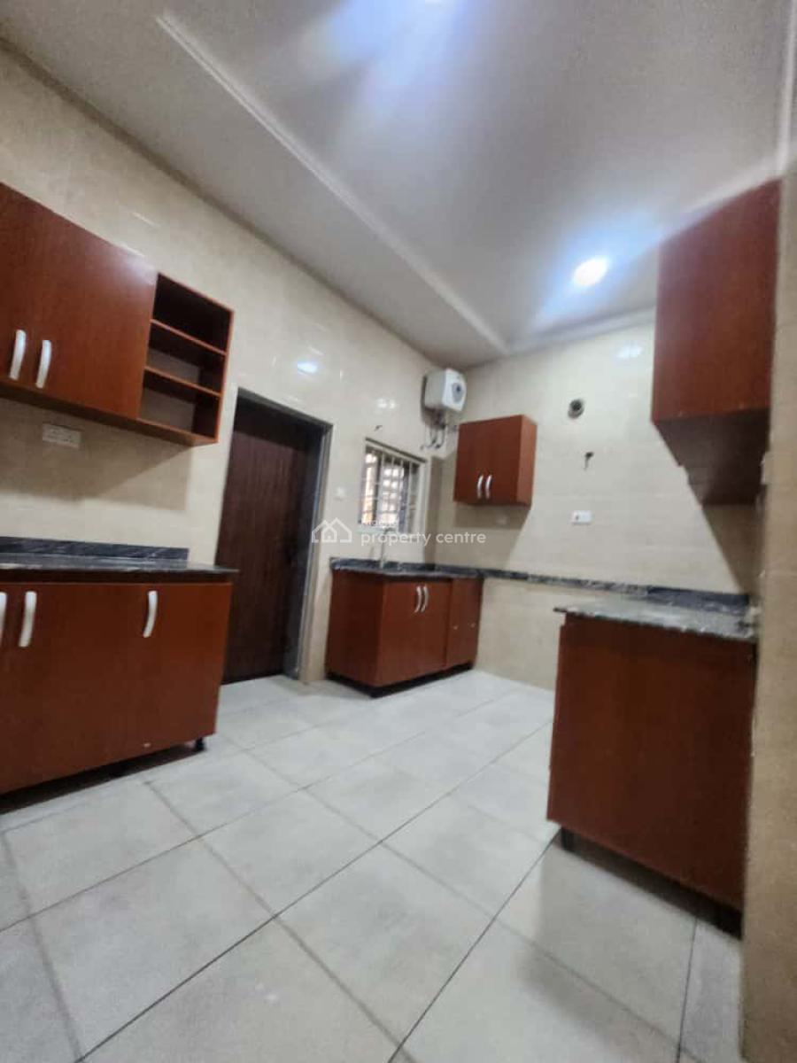 Serviced 3 Bedrooms Apartment, Diplomatic Zone, Katampe Extension, Katampe, Abuja, Flat / Apartment for Rent