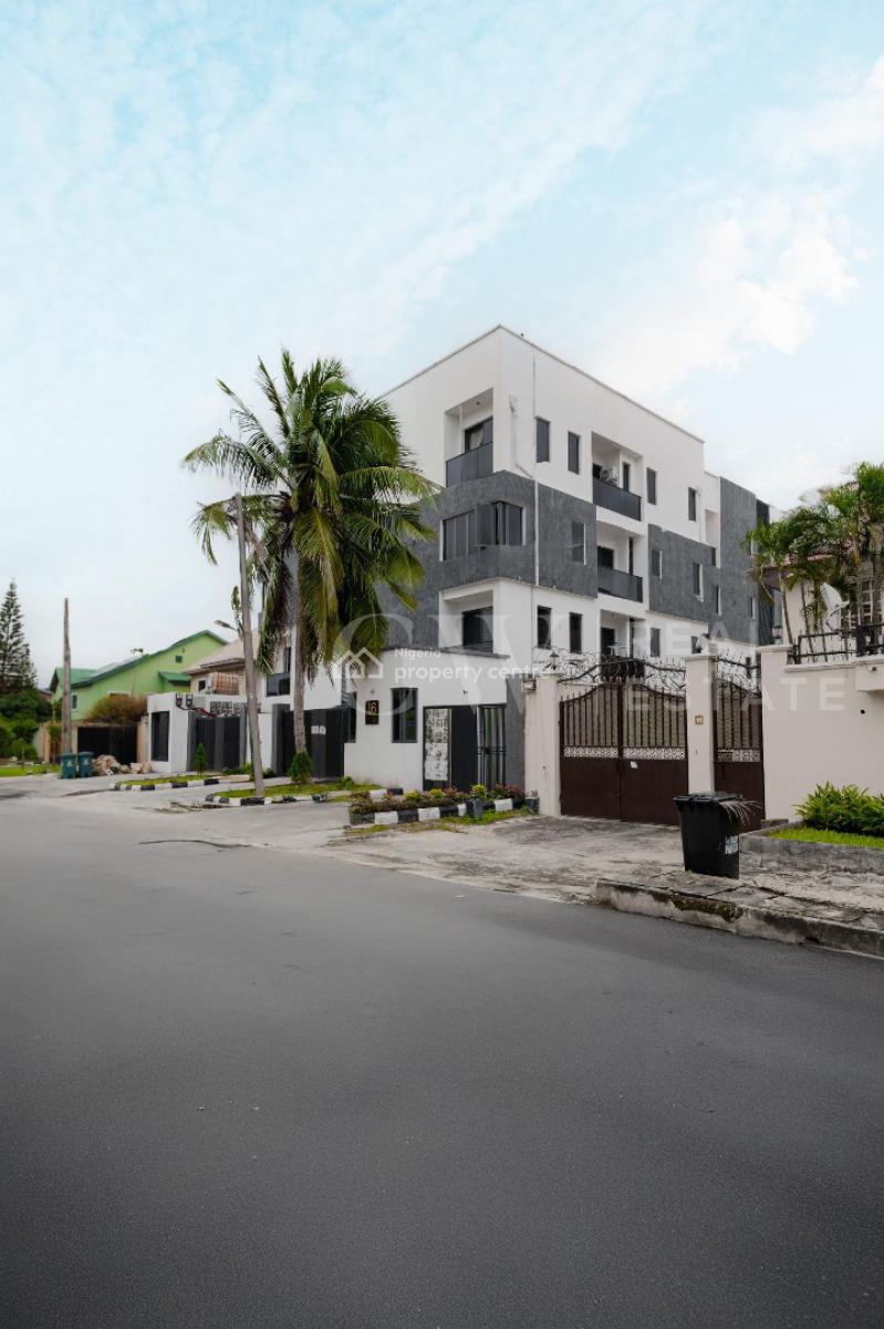 Delightful and Exquisite Spacious Neely Renovated 5 Bedroom Duplex, Lekki Phase 1, Lekki, Lagos, Detached Duplex for Rent