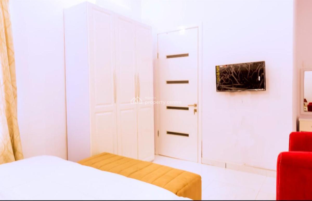 Nicely Furnished 2 Bedroom Apartment, Victoria Island (vi), Lagos, Flat / Apartment Short Let