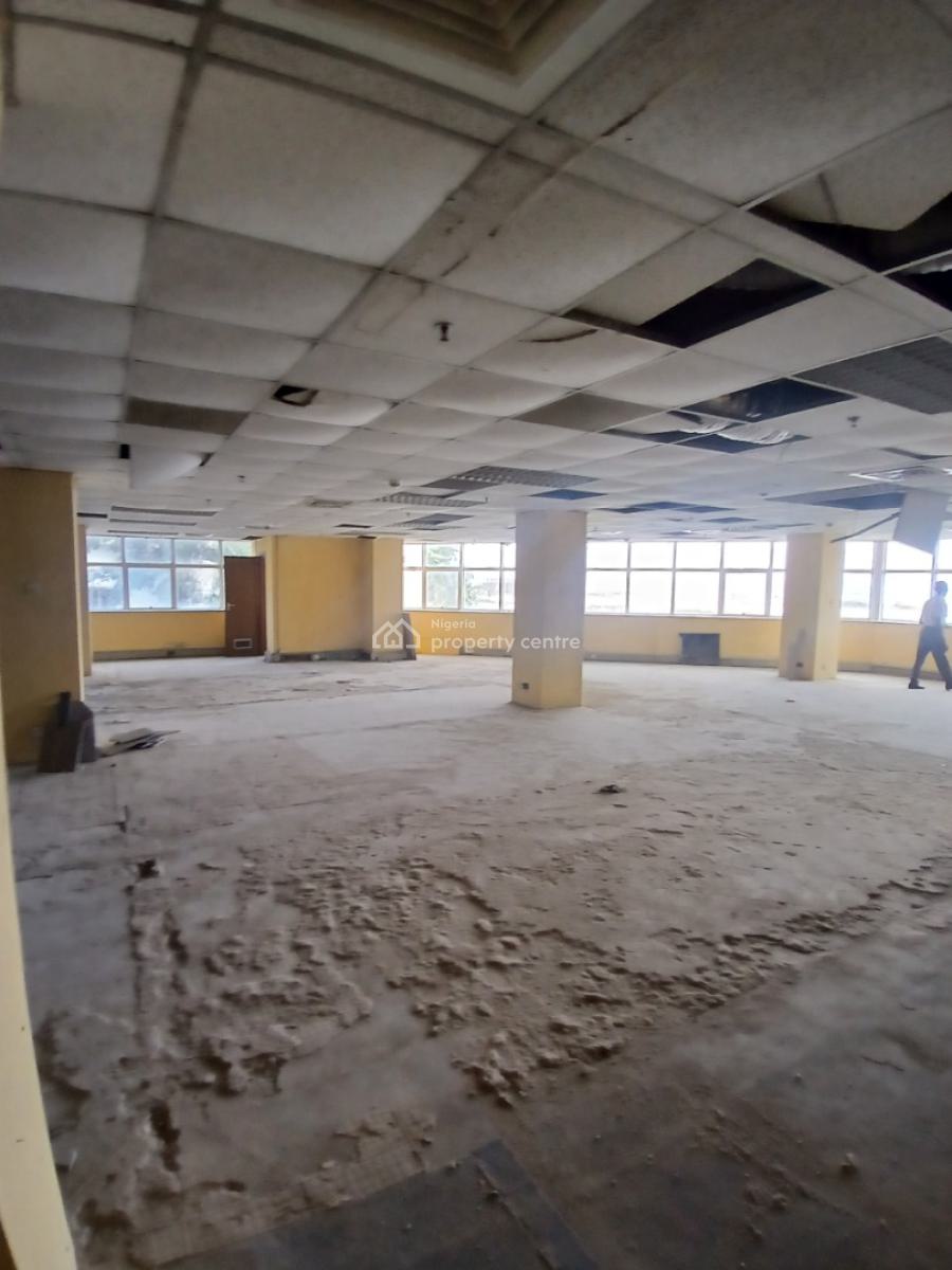Fully Serviced 300sqm Open Plan Office (3rd Floor), Victoria Island (vi), Lagos, Office Space for Rent