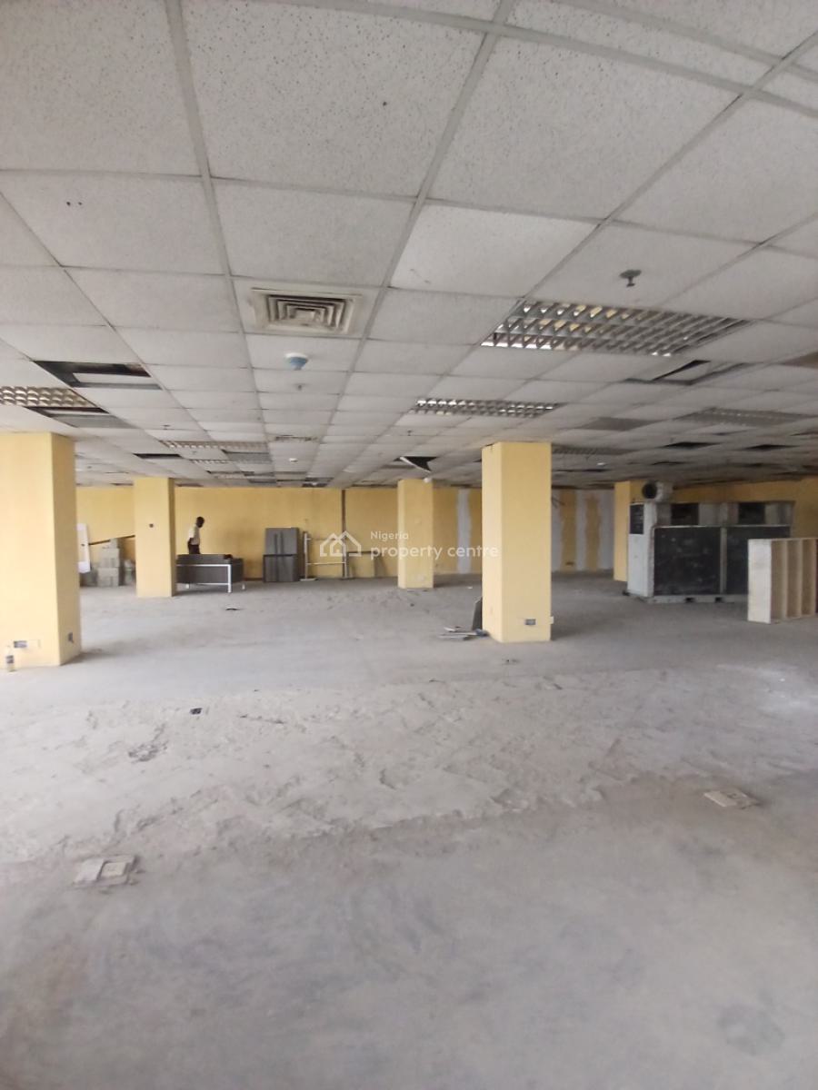 Fully Serviced 300sqm Open Plan Office (3rd Floor), Victoria Island (vi), Lagos, Office Space for Rent