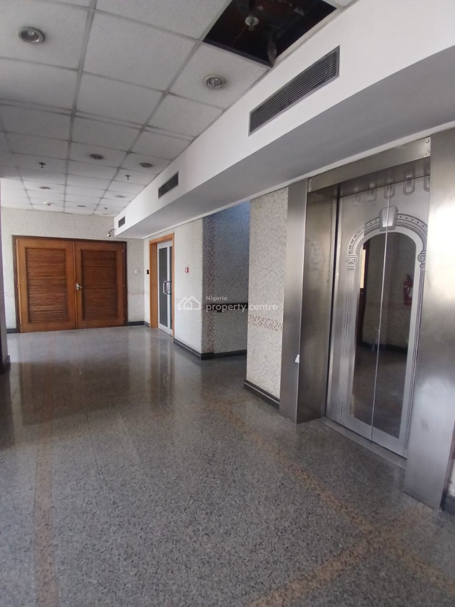 Fully Serviced 300sqm Open Plan Office (3rd Floor), Victoria Island (vi), Lagos, Office Space for Rent