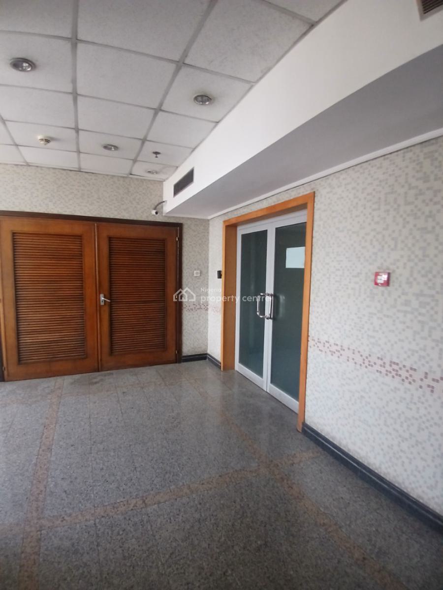 Fully Serviced 300sqm Open Plan Office (3rd Floor), Victoria Island (vi), Lagos, Office Space for Rent