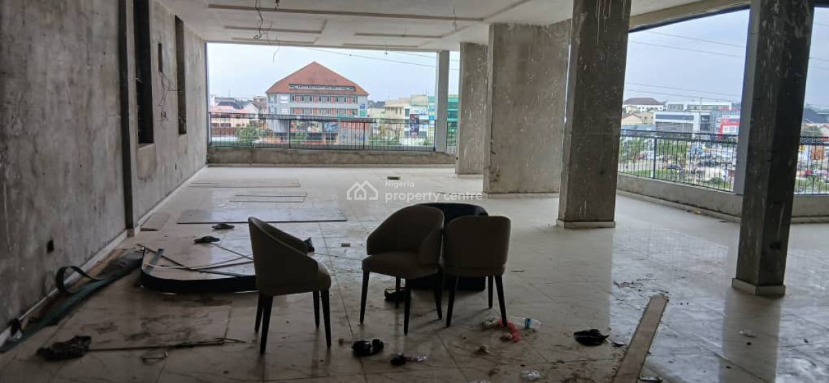 228sqm Open Plan Commercial Space on 3rd Floor with Elevator, Igbo Efon, Lekki, Lagos, Plaza / Complex / Mall for Rent