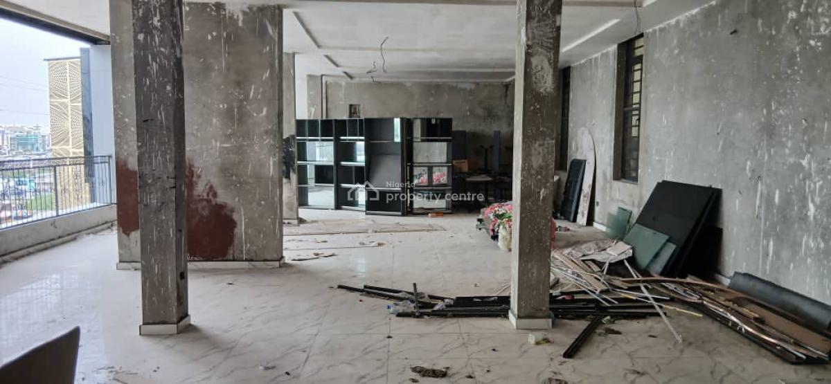 228sqm Open Plan Commercial Space on 3rd Floor with Elevator, Igbo Efon, Lekki, Lagos, Plaza / Complex / Mall for Rent
