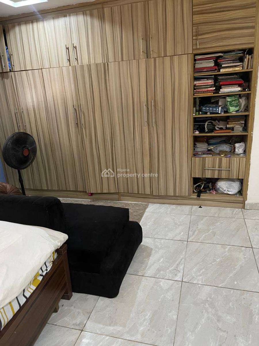 Fairly Used 3 Bedroom Apartment with Bq, 69rd 6th Avenue, Gwarinpa, Abuja, Block of Flats for Sale