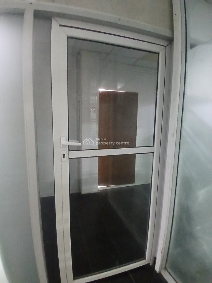 25sqm Dedicated Office Space (upstairs), Victoria Island (vi), Lagos, Office Space for Rent