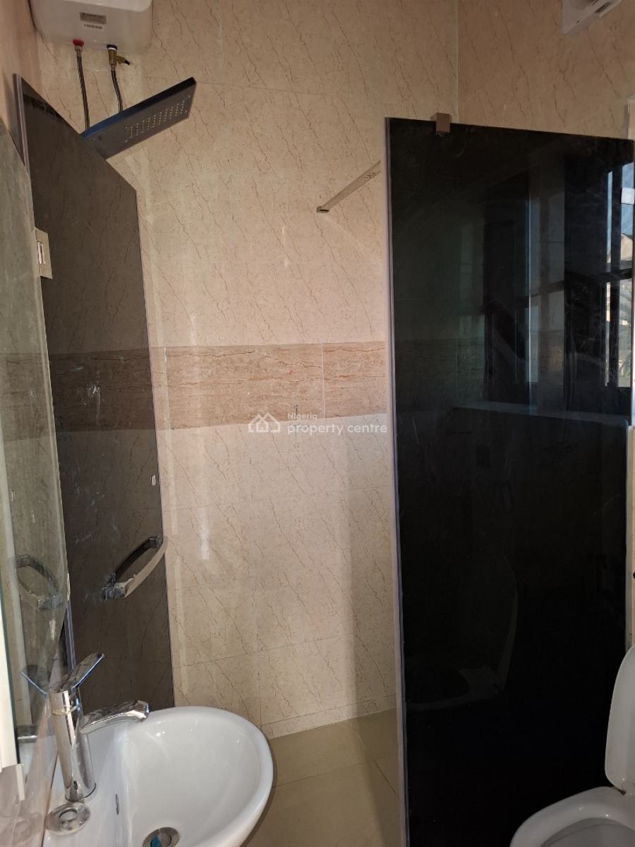 Standard 2 Bedroom Apartment with Acs, Guzape District, Abuja, Flat / Apartment for Rent