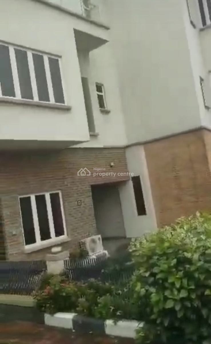 Partly Furnished 5 Bedrooms Terraced Duplex, Gra Phase 2, Magodo, Lagos, Terraced Duplex for Rent
