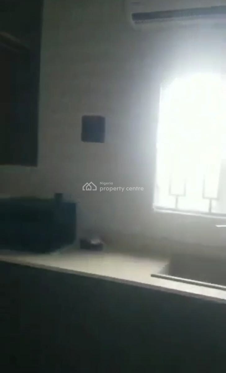 Partly Furnished 5 Bedrooms Terraced Duplex, Gra Phase 2, Magodo, Lagos, Terraced Duplex for Rent