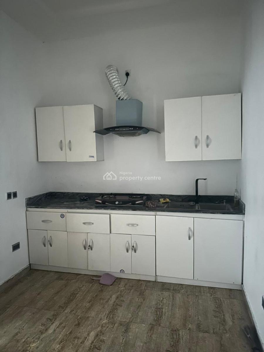 Standard Master Bedroom with an External Private Kitchen., Ikota Gra, Ikota Villa, Ikota, Lekki, Lagos, Self Contain (single Rooms) for Rent
