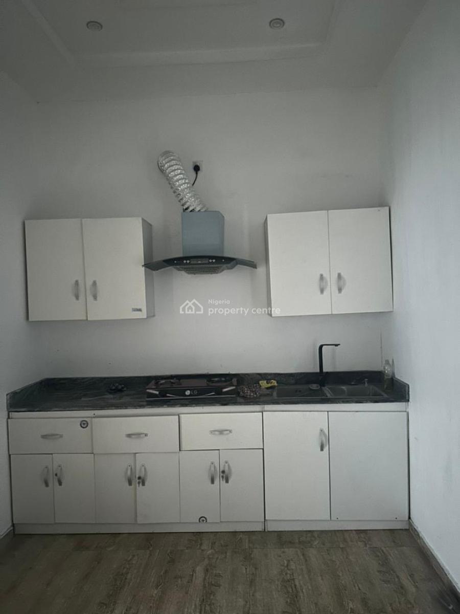 Standard Master Bedroom with an External Private Kitchen., Ikota Gra, Ikota Villa, Ikota, Lekki, Lagos, Self Contain (single Rooms) for Rent