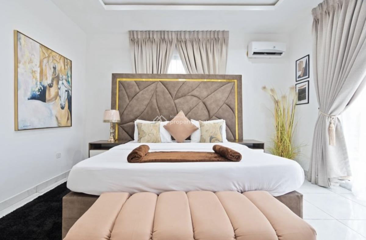 Nicely Furnished 4 Bedroom Apartment, Victoria Island (vi), Lagos, Flat / Apartment Short Let
