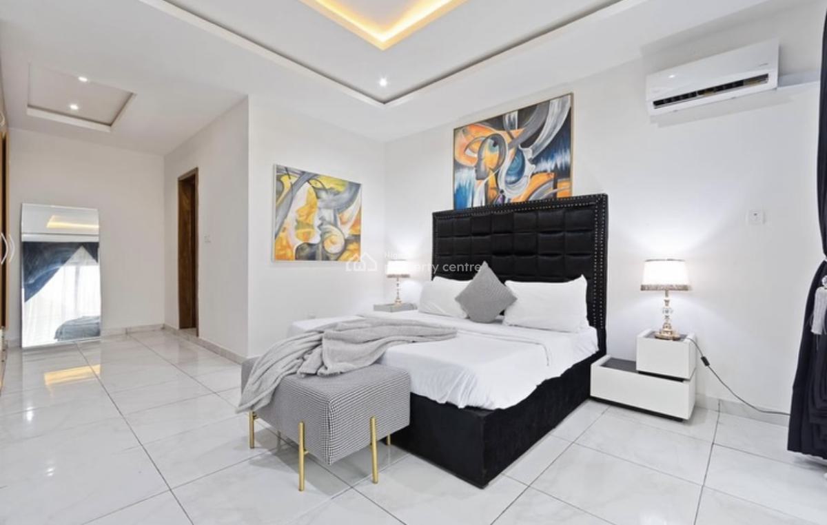 Nicely Furnished 4 Bedroom Apartment, Victoria Island (vi), Lagos, Flat / Apartment Short Let