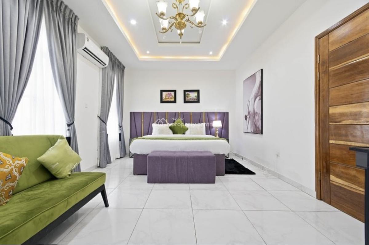 Nicely Furnished 4 Bedroom Apartment, Victoria Island (vi), Lagos, Flat / Apartment Short Let