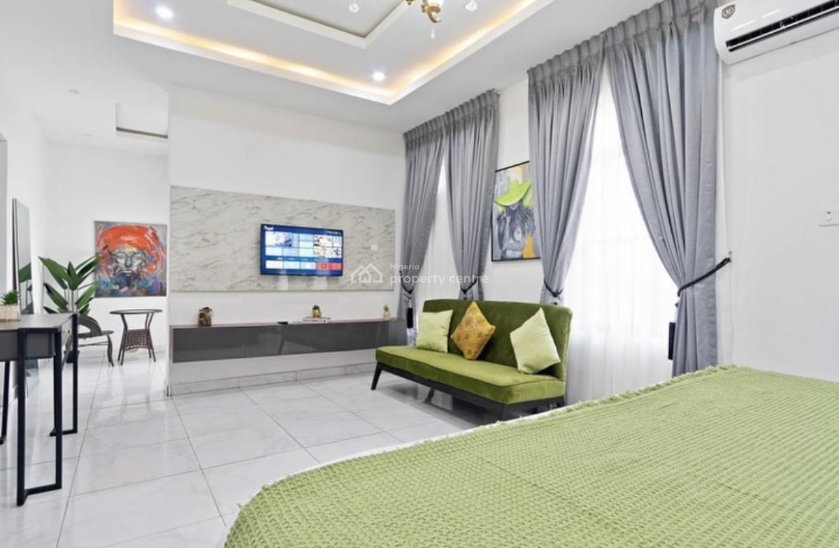 Nicely Furnished 4 Bedroom Apartment, Victoria Island (vi), Lagos, Flat / Apartment Short Let