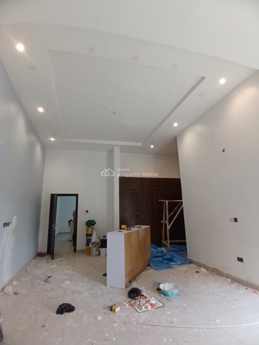 Well Renovated 4 Bedroom Terrace Duplex with 1room Bq, Guzape Abuja Diplomatic Zone, Guzape District, Abuja, Terraced Duplex for Rent
