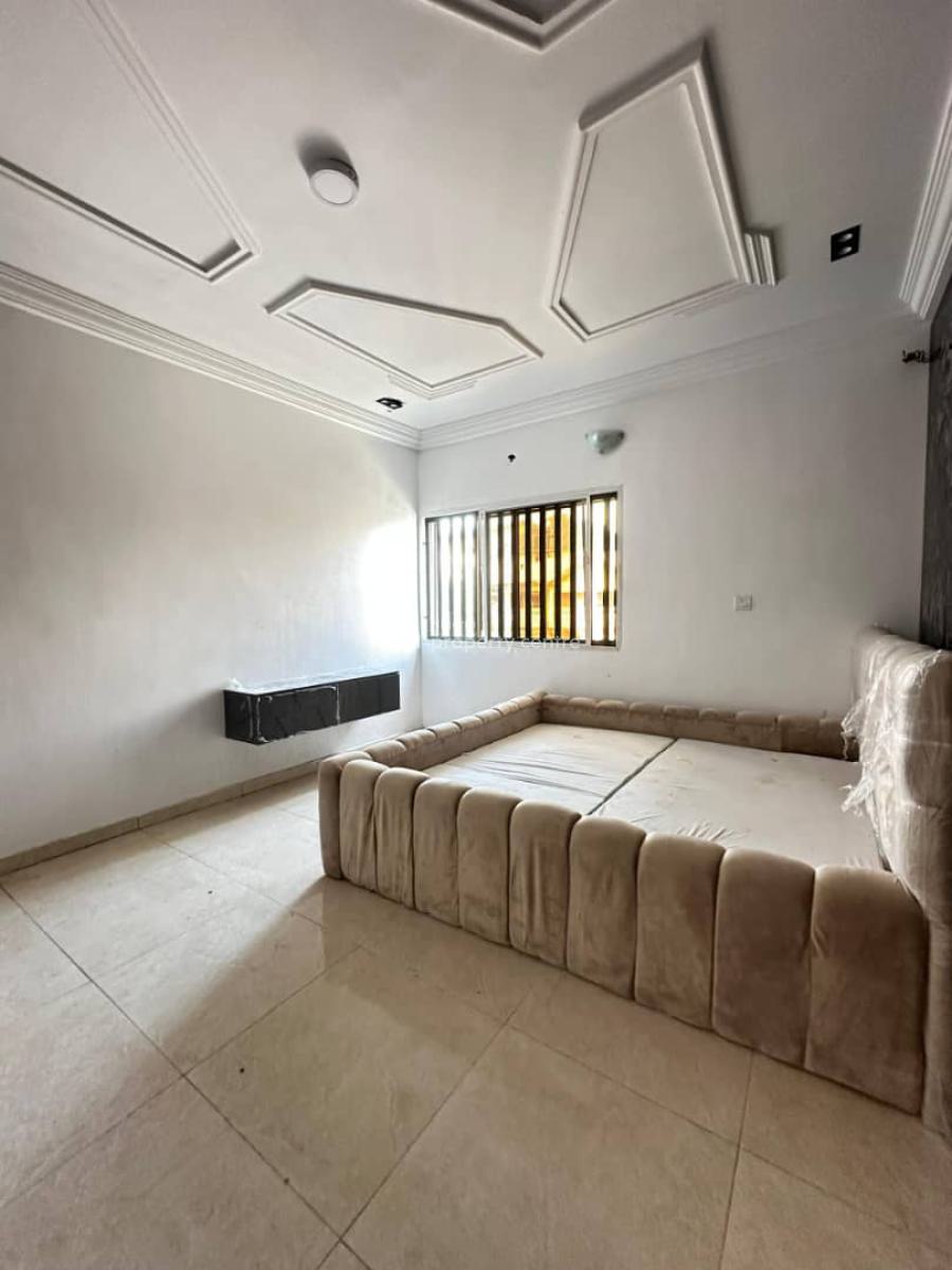 3 Bedroom Flat Available, Ologolo, Lekki, Lagos, Flat / Apartment for Rent