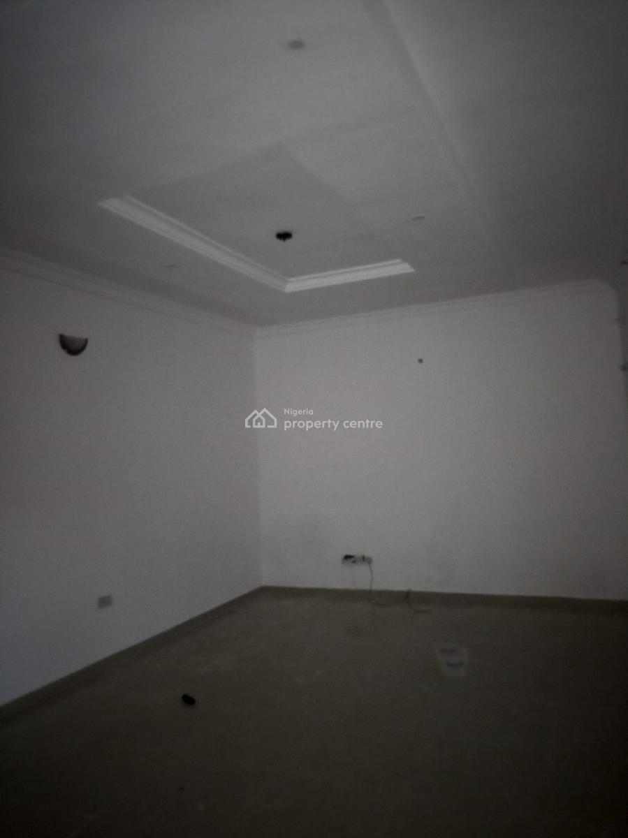 Newly Refurbished 2 Bedroom Luxury Apartment Distress, Ologolo, Lekki, Lagos, Flat / Apartment for Sale