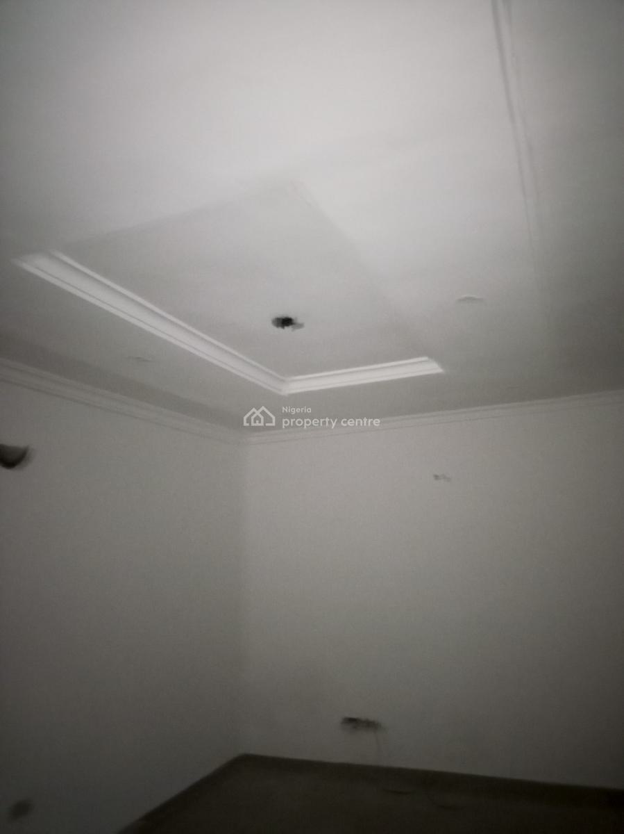 Newly Refurbished 2 Bedroom Luxury Apartment Distress, Ologolo, Lekki, Lagos, Flat / Apartment for Sale