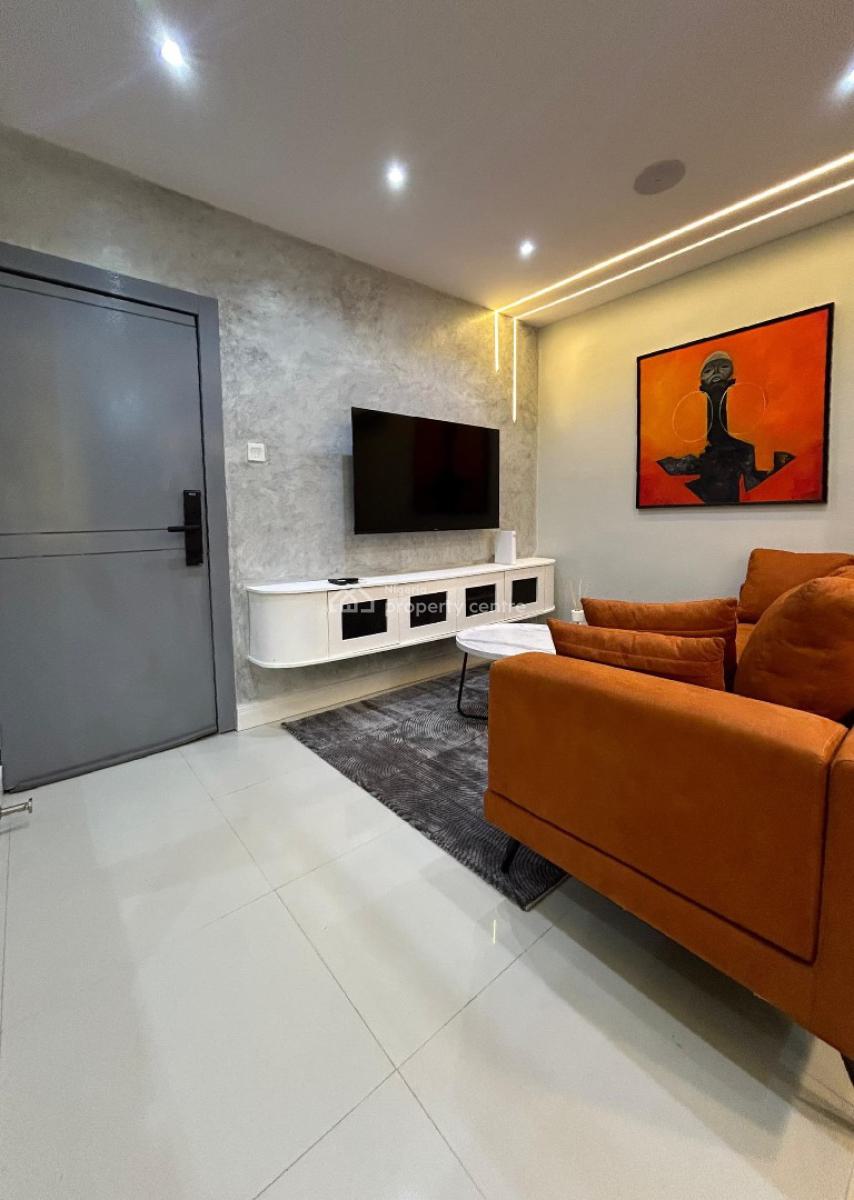 Cozy One Bedroom Apartment, Off Admiralty Way Lekki, Lekki Phase 1, Lekki, Lagos, Flat / Apartment Short Let