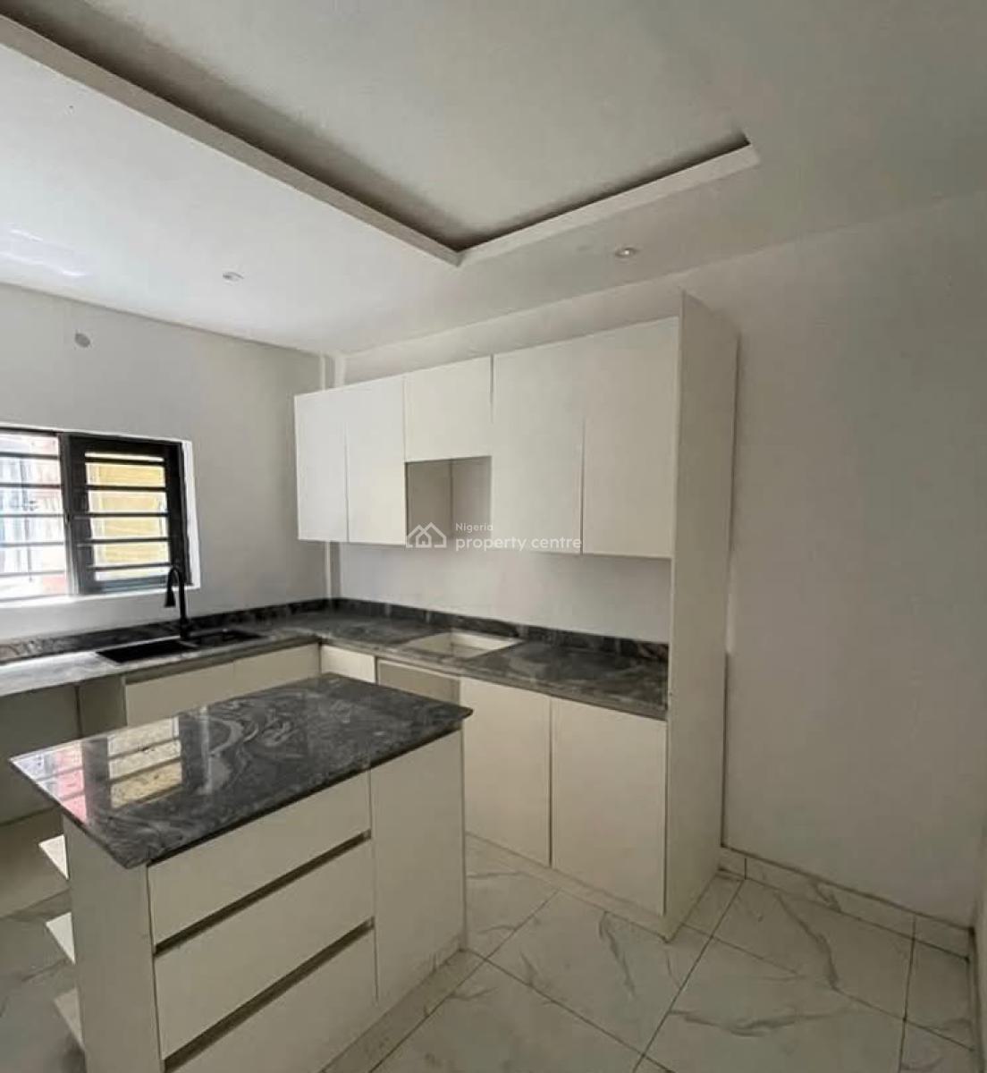 Brand New Specious  3-bedroom Apartment Main, Surulere, Surulere, Lagos, Flat / Apartment for Sale