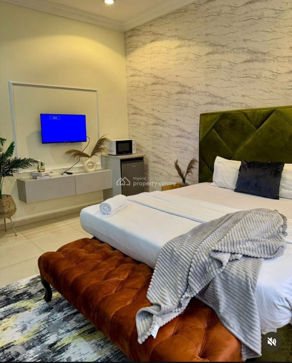 Nicely Furnished Studio Apartment, Ikate, Lekki, Lagos, Flat / Apartment Short Let