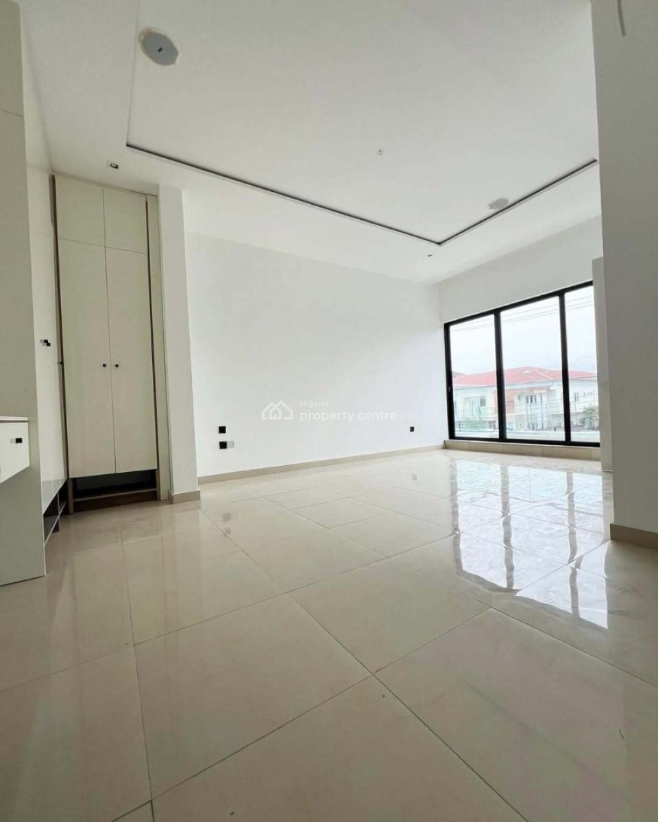 Luxury 3-bedroom Apartment with Bq, Lekki Phase 1, Lekki, Lagos, Flat / Apartment for Rent