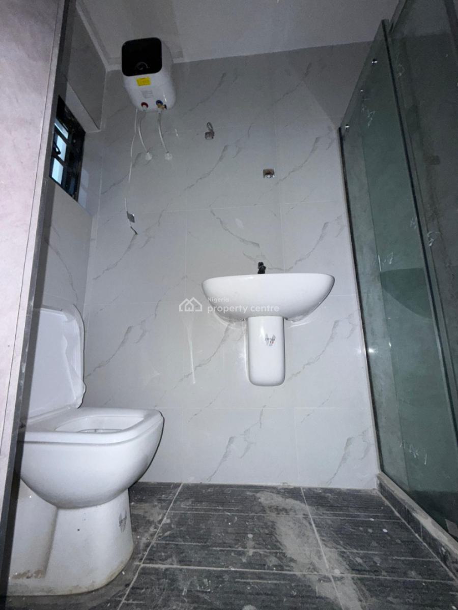 4 Bedrooms Fully Detached Duplex with a Room Bq, Aerodrome Gra, Samonda, Ibadan, Oyo, Detached Duplex for Sale