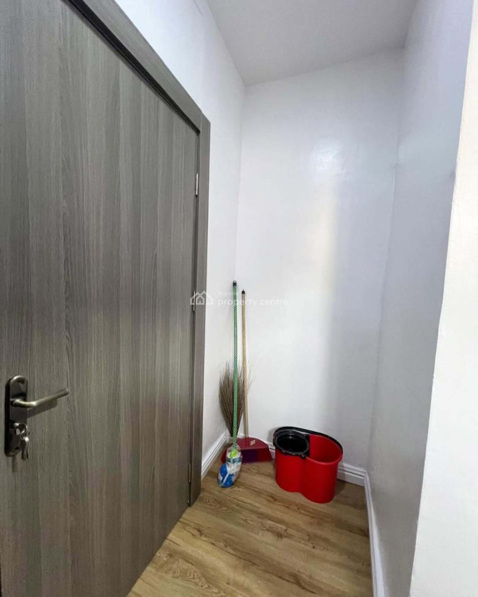 Fully Furnished 1-bedroom Apartment, Off Banana Island, Ikoyi, Lagos, Mini Flat (room and Parlour) for Rent