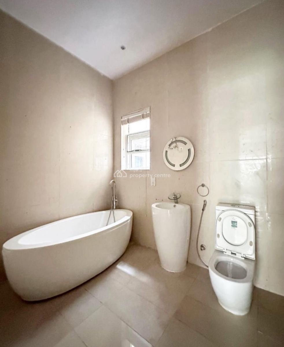Lovely 3 Bedroom Waterfront Apartment with Pool Gym, Ikoyi, Lagos, Block of Flats for Sale
