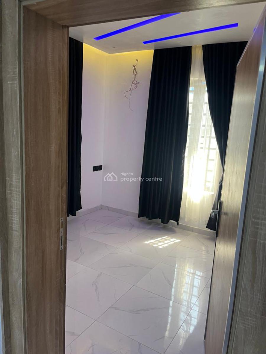 The Perfect Start to Your Next Chapter, 1 Bedroom Apartment, Lekki Peninsula Scheme (2), Ogombo, Ajah, Lagos, Mini Flat (room and Parlour) for Rent