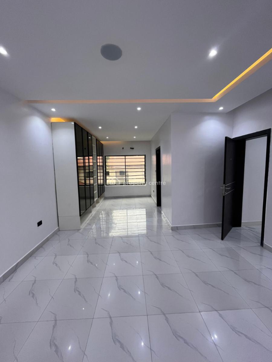 Luxurious Apartment with 24/7 Security & More, Lekki Phase 1, Lekki, Lagos, Flat / Apartment for Sale