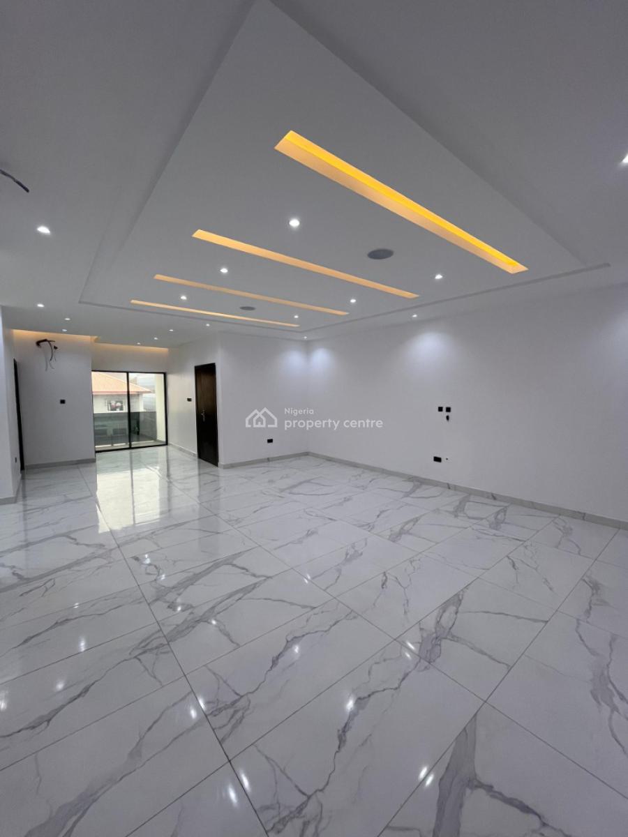 Luxurious Apartment with 24/7 Security & More, Lekki Phase 1, Lekki, Lagos, Flat / Apartment for Sale