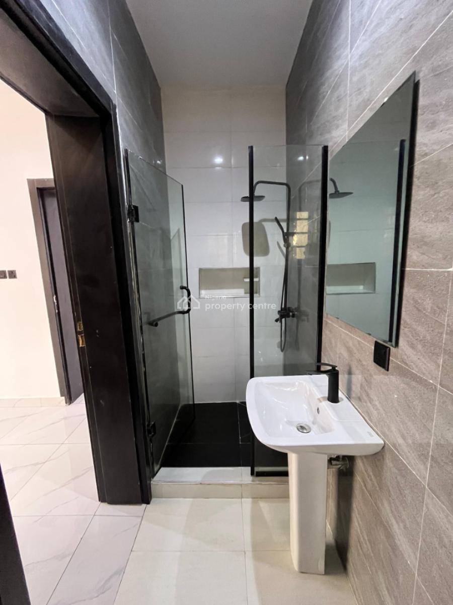 Luxurious Apartment with 24/7 Security & More, Lekki Phase 1, Lekki, Lagos, Flat / Apartment for Sale