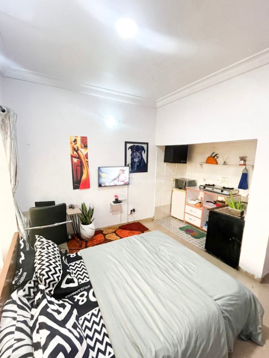 Nicely Furnished Studio Apartment, Ajah, Lagos, Flat / Apartment Short Let