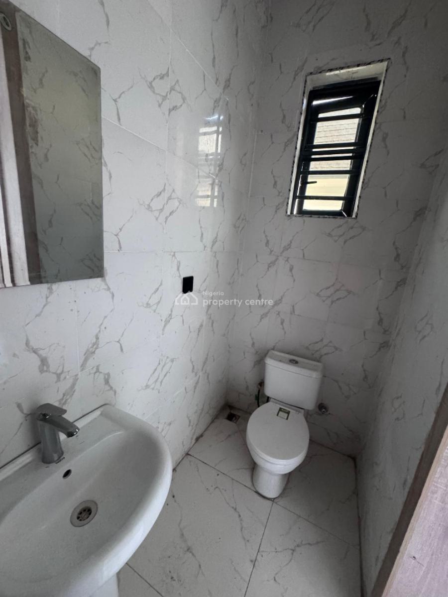 Well Spacious and Affordable 4 Bedroom Duplex, Chevron, Lekki Expressway, Lekki, Lagos, House for Sale